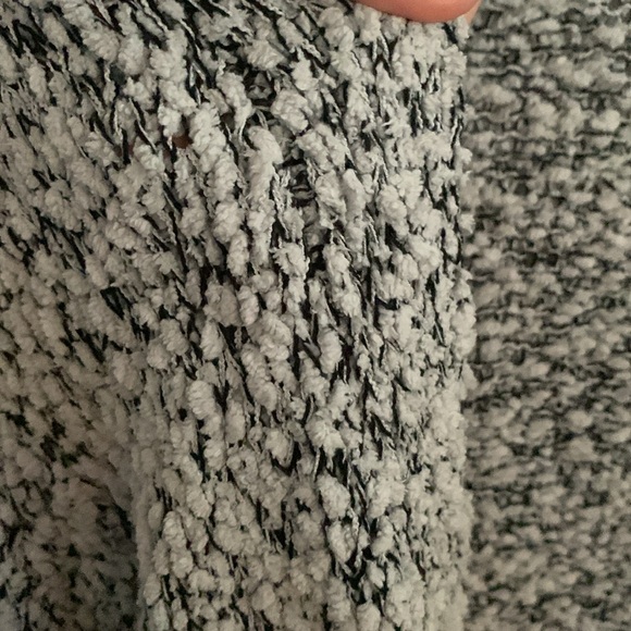 [M] Poof Apparel - Cozy Black and White Knit Cardigan - Picture 3 of 6